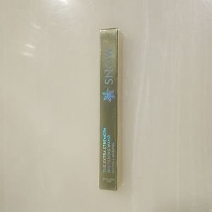 NIP Snow Extra Strength Whitening Wand